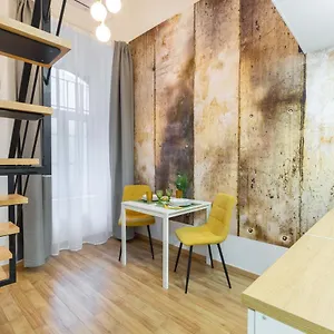 Apartment Holidays Cosy, Budapest