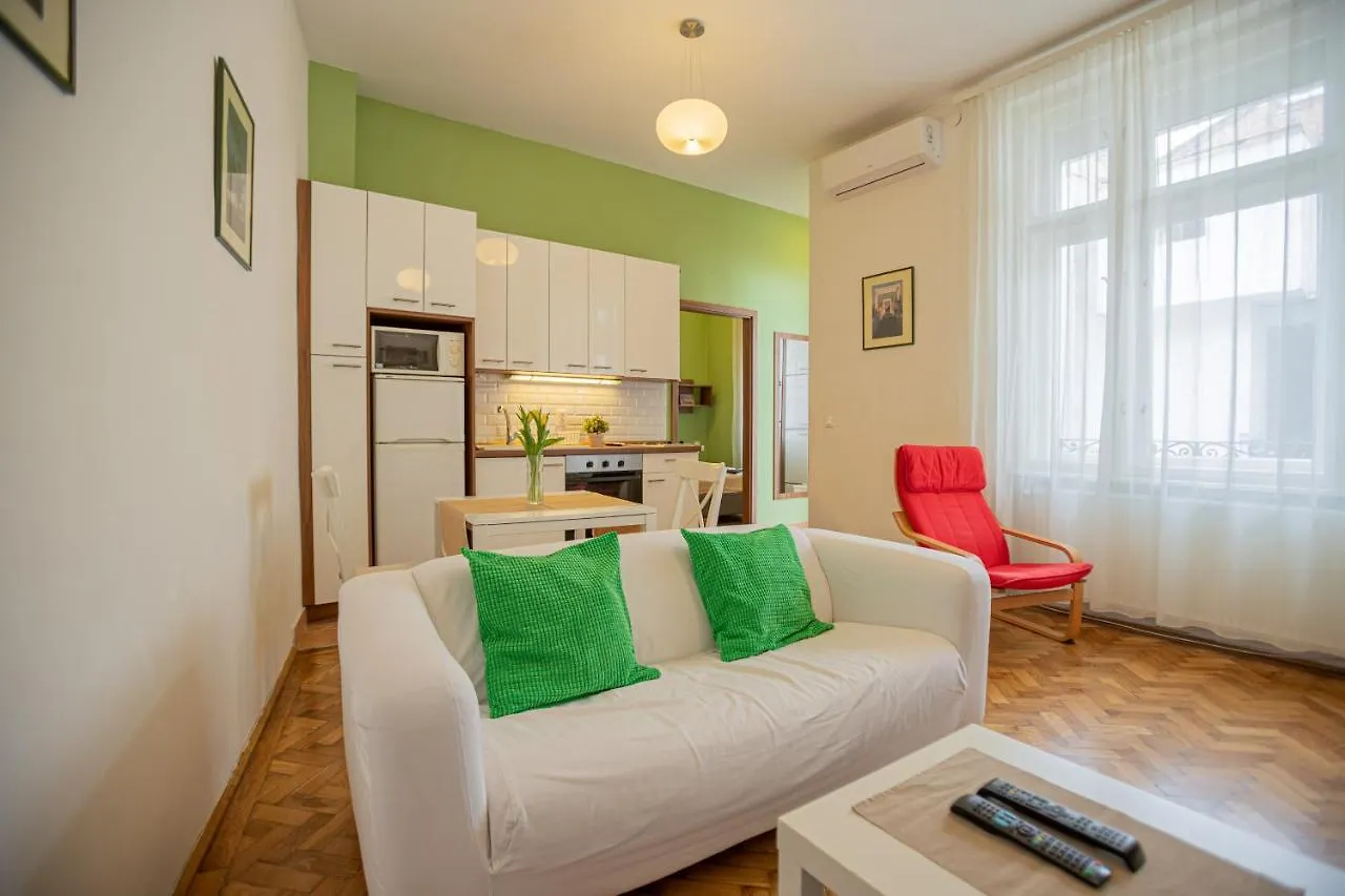Molnar 20 Apartment Boedapest 0*,  Hongarije